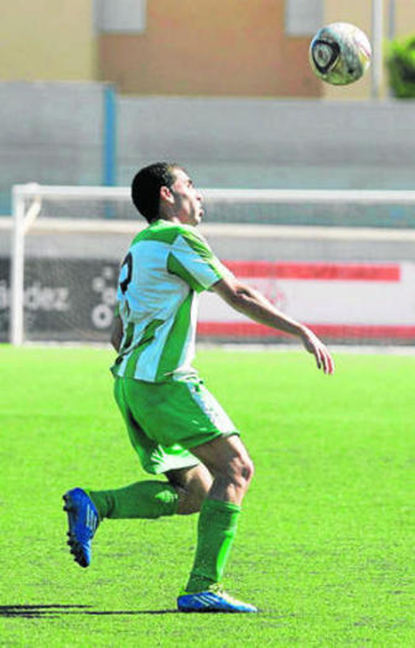 Añoño, jugador del Ciudad de Vícar.