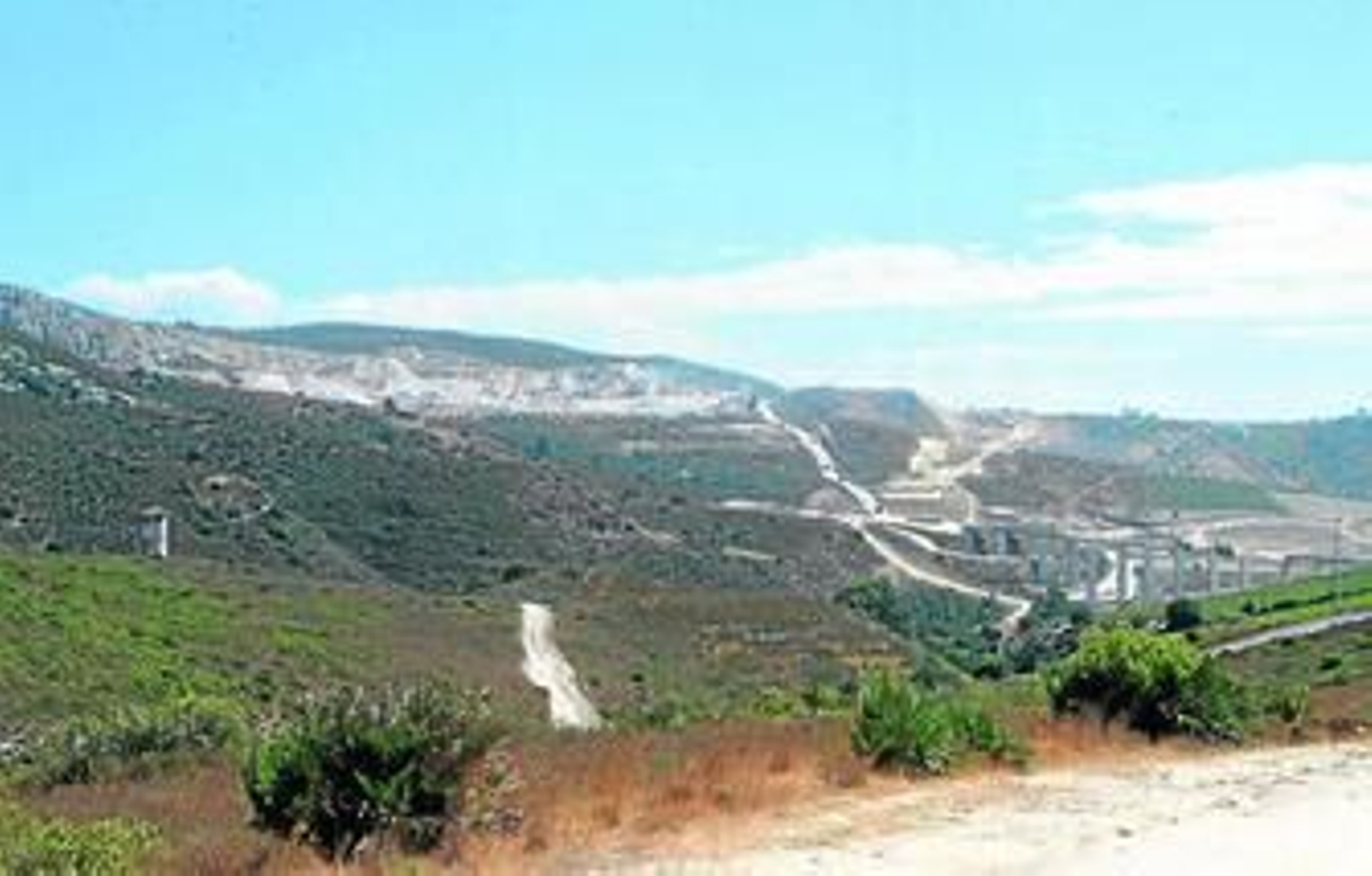 Cantera ubicada en la Sierra de Utrera de Casares.