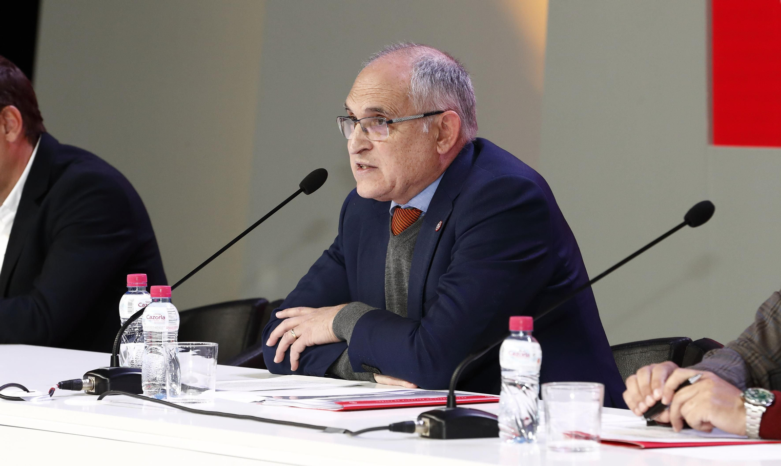 Las fotos de los árbitros del fútbol español