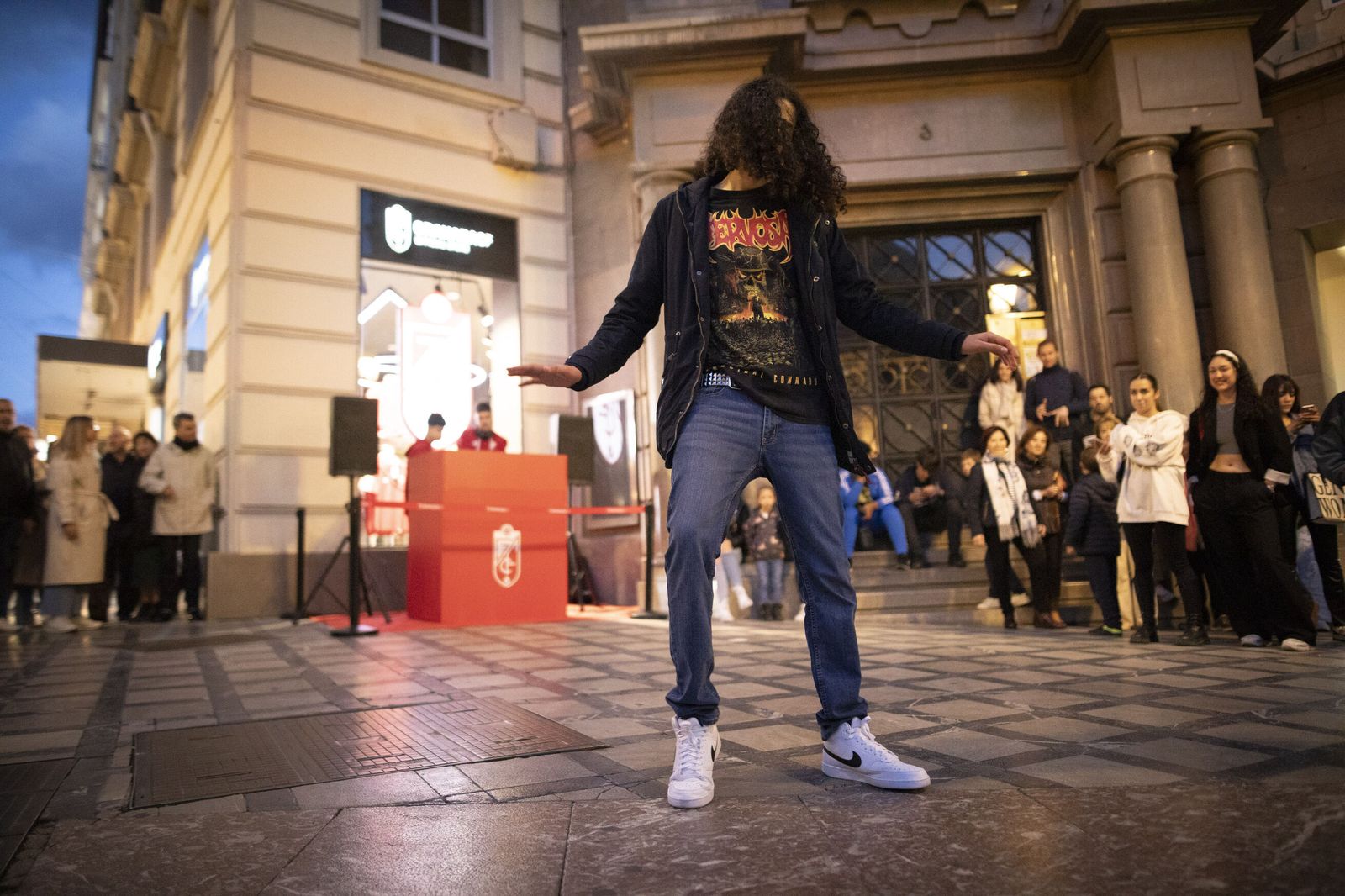 La Noche en Blanco de Granada, en imágenes