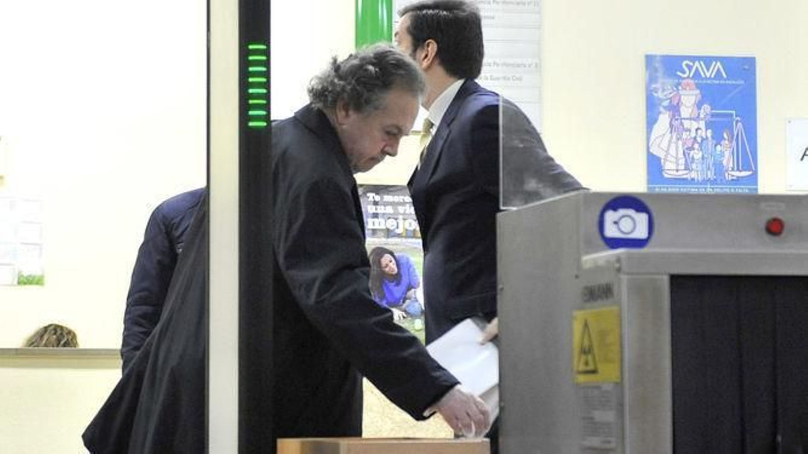 Tomás Pérez-Sauquillo entra en los juzgados de Sevilla