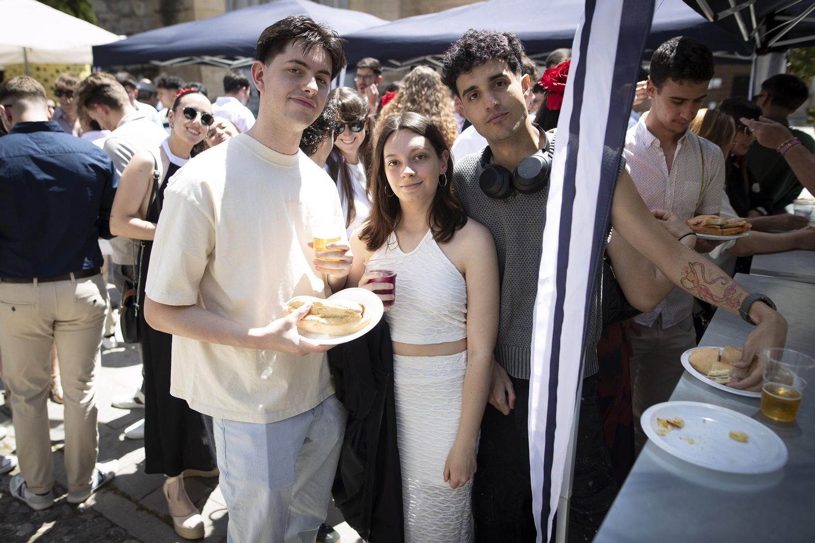 Las mejores imágenes del inicio de las Cruces en Granada