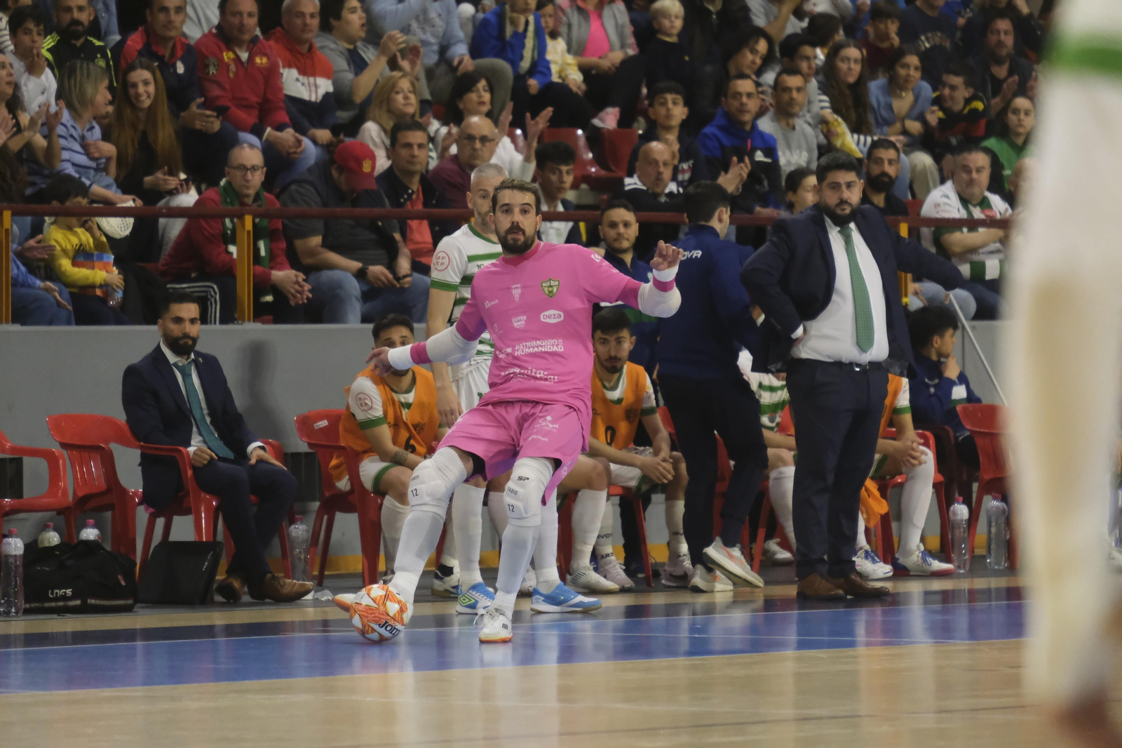 Las mejores fotos del triunfo del Córdoba Futsal ante el Manzanares