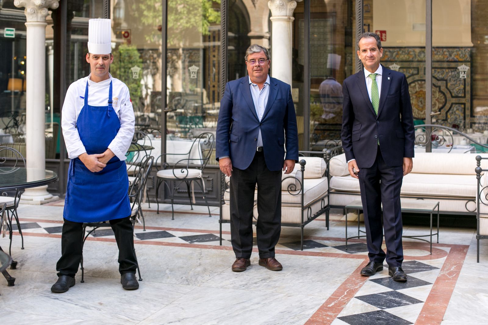 Presentación de la campaña solidaria del Hotel Alfonso XIII con el Banco de Alimentos.