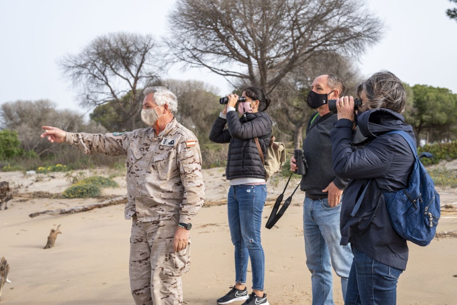 Representantes del proyecto y la Armada en la Base de Rota,