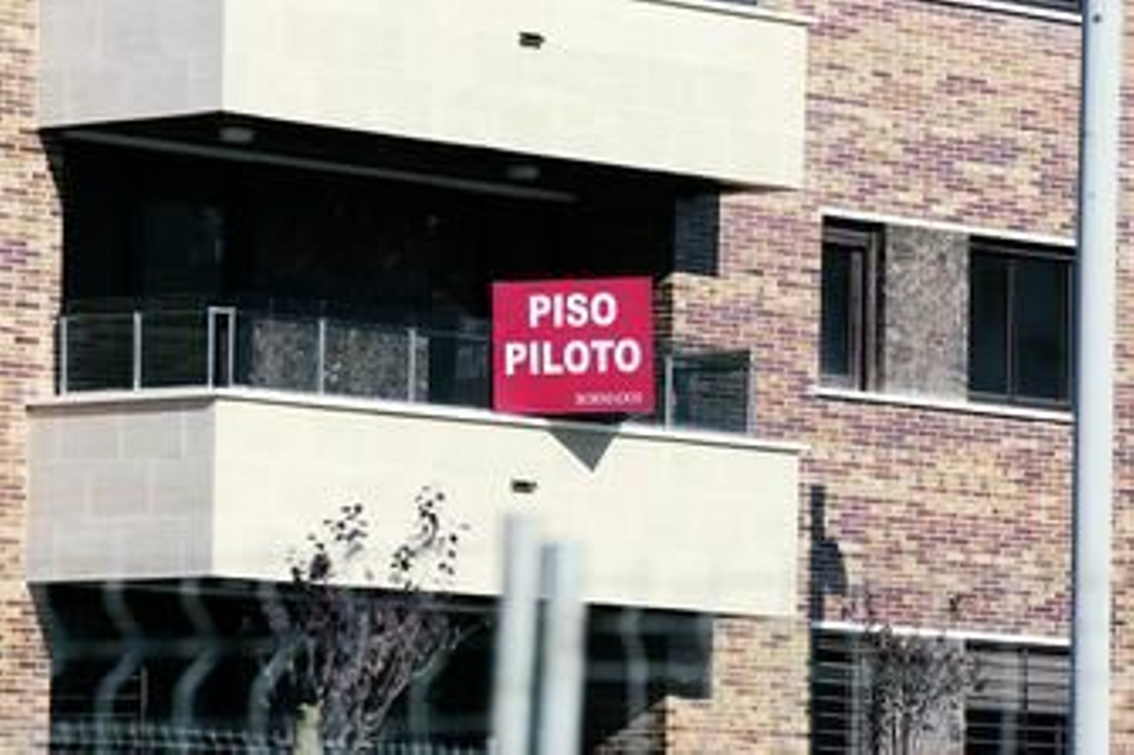 Bloque de  pisos sin vender en la zona de Arroyo del Moro