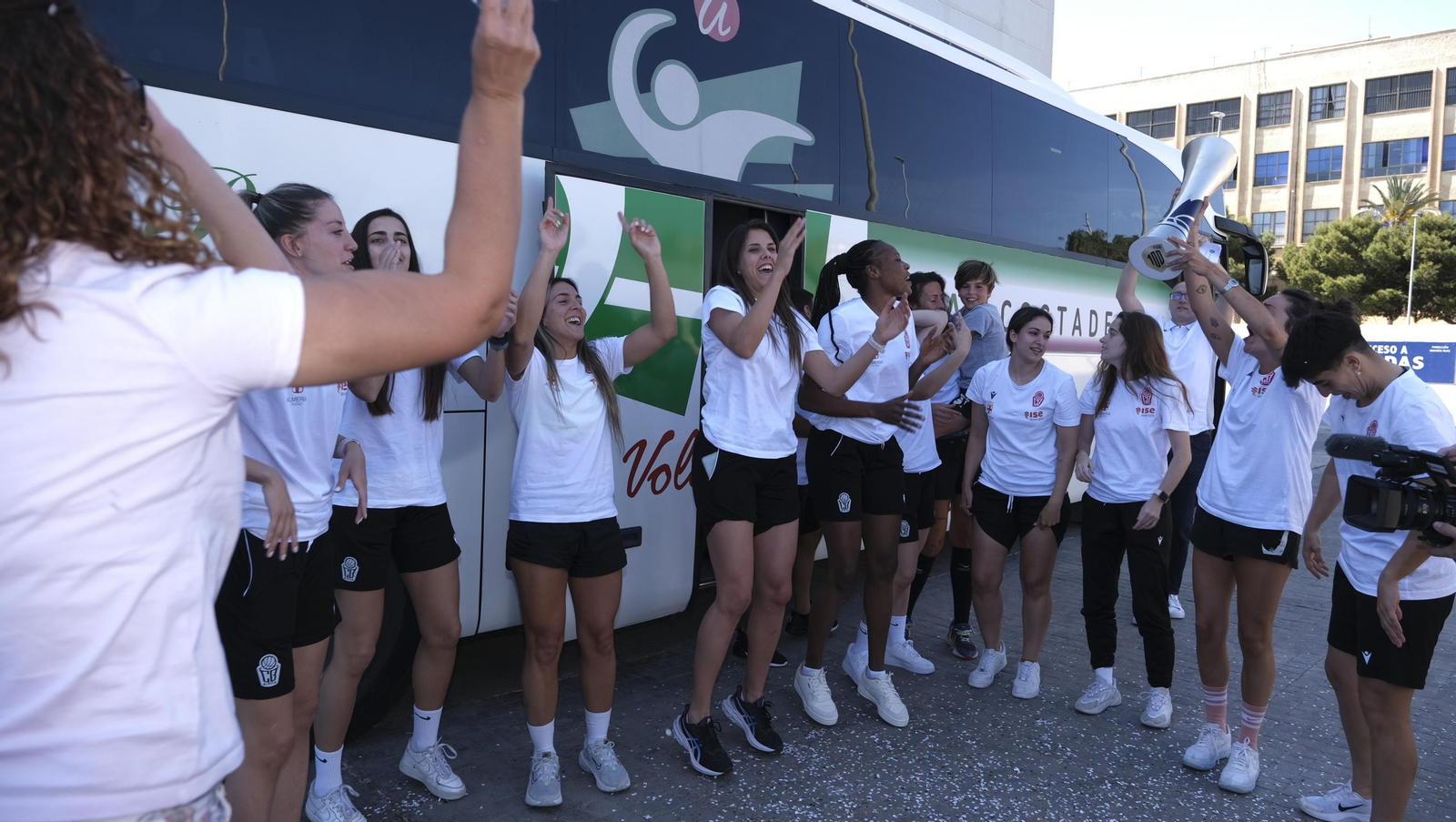 Imágenes del ascenso del ISE Costa de Almería a la Liga Femenina Challenge de Baloncesto