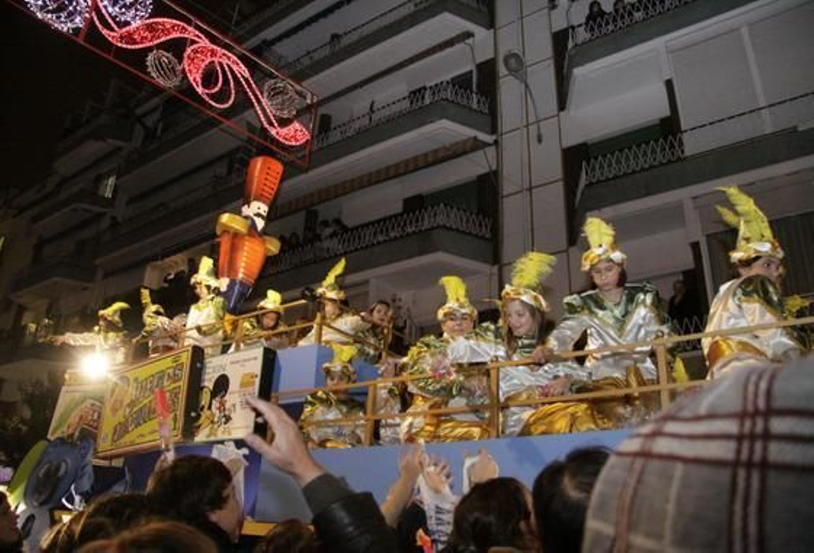 Cabalgata de los Reyes Magos por la calle Asunción. / Belén Vargas