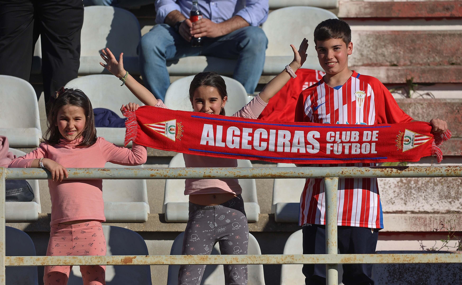Búscate en el Nuevo Mirador durante el Algeciras - Real Madrid Castilla de Primera Federación
