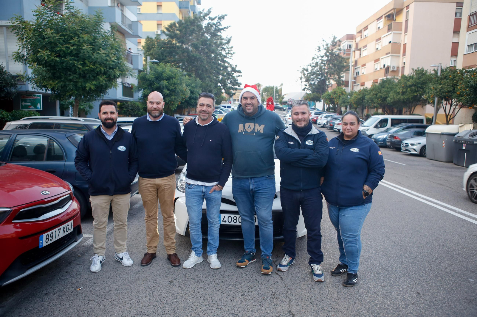 Las fotos del paseo en taxi al alumbrado de Navidad de Algeciras para los mayores