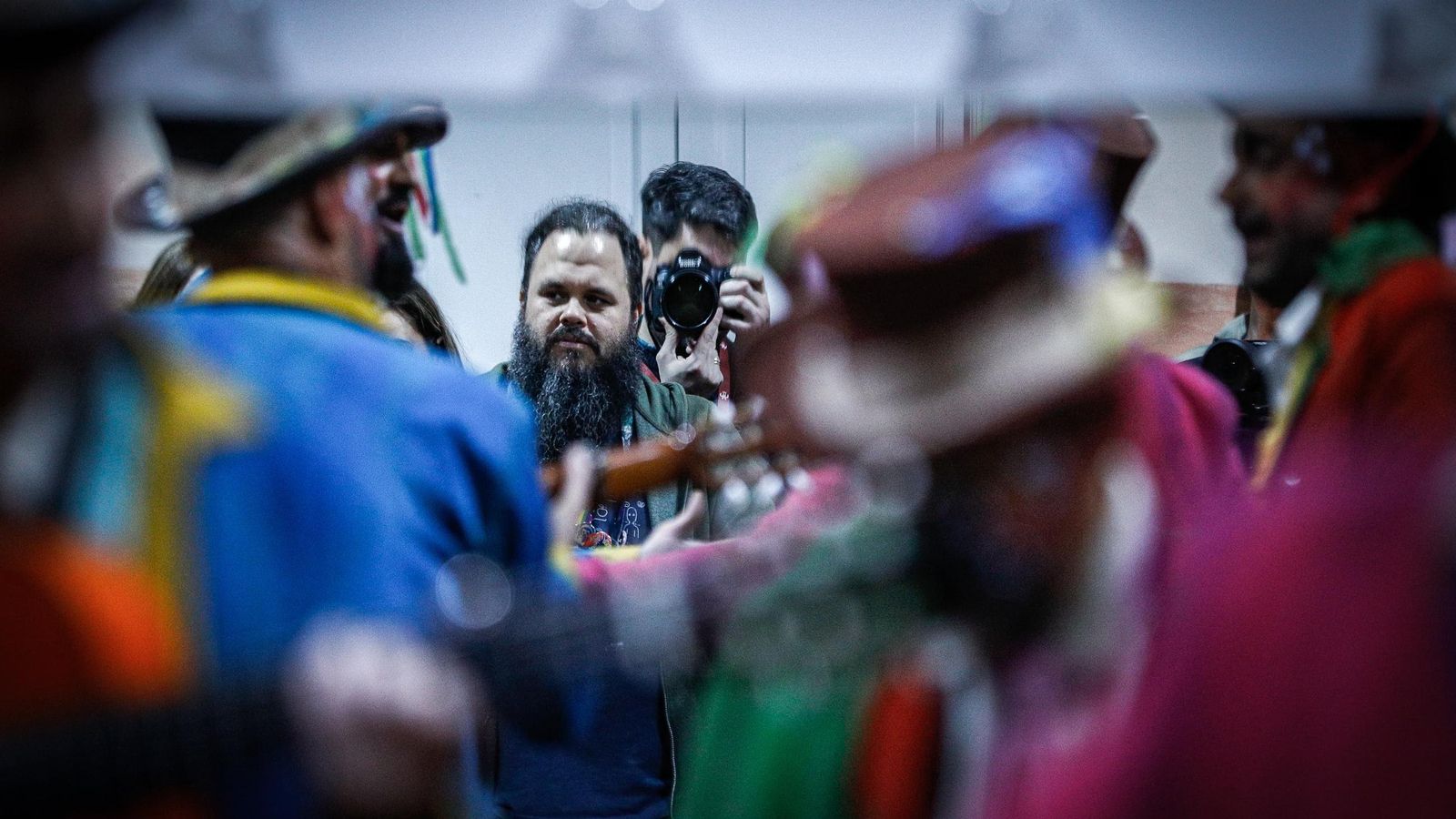 Búscate entre las mejores imágenes de la sexta sesión de cuartos de final del COAC 2025