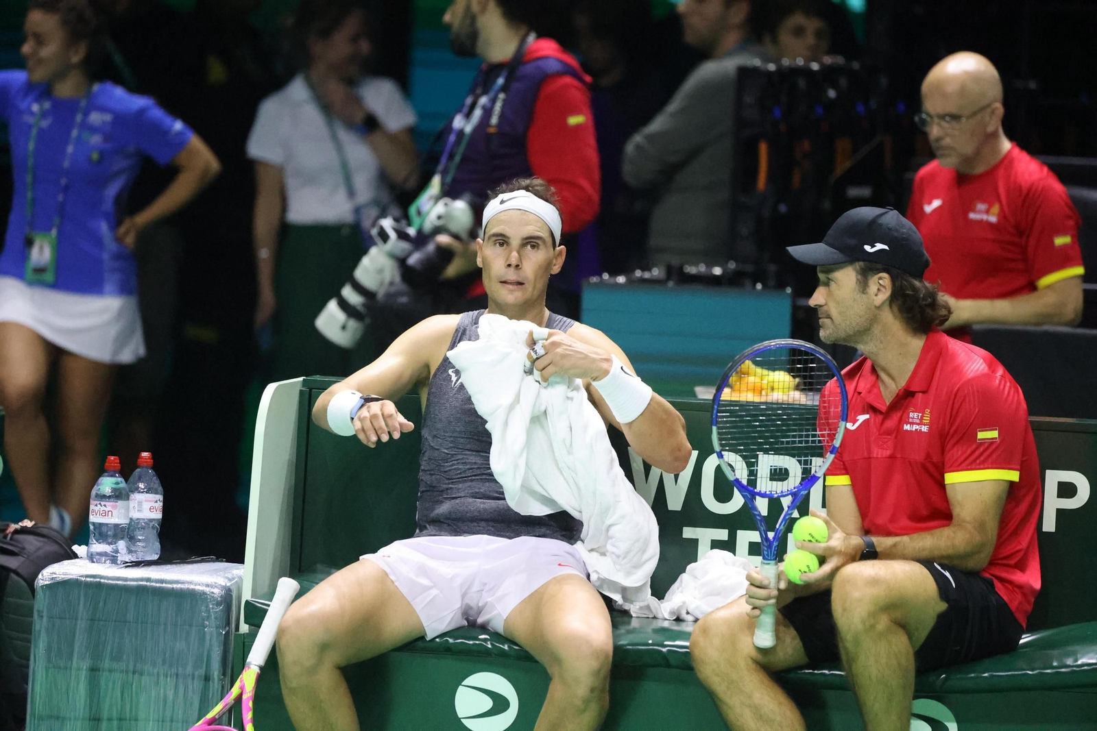 Rafa Nadal se machaca en el Carpena