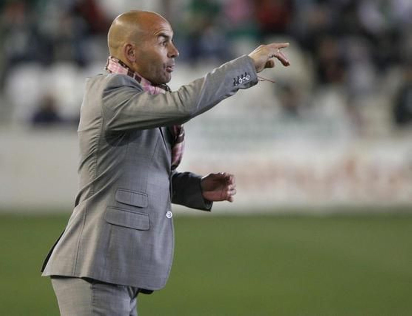 El Córdoba acosa desde el inicio la portería rival y se sobrepone a un penalti fallado por Vitolo con un golazo de Javi Patiño.

Foto: Álvaro Carmona