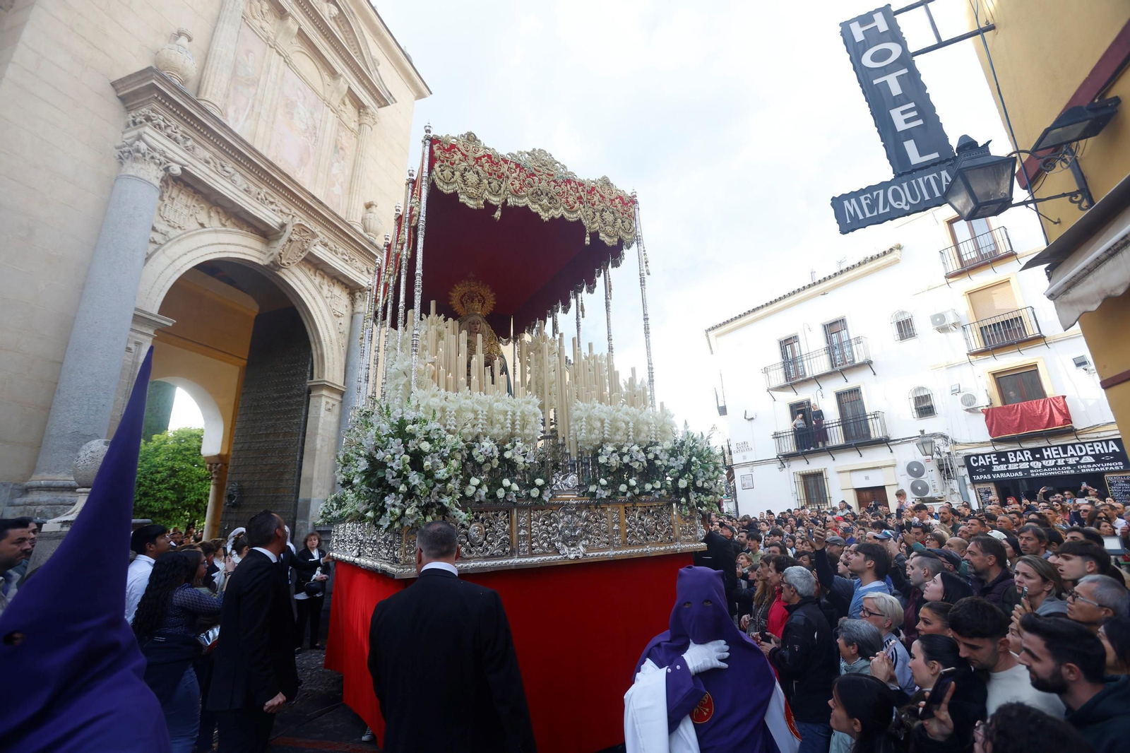 La procesión de la Agonía en este Martes Santo de Córdoba, en imágenes