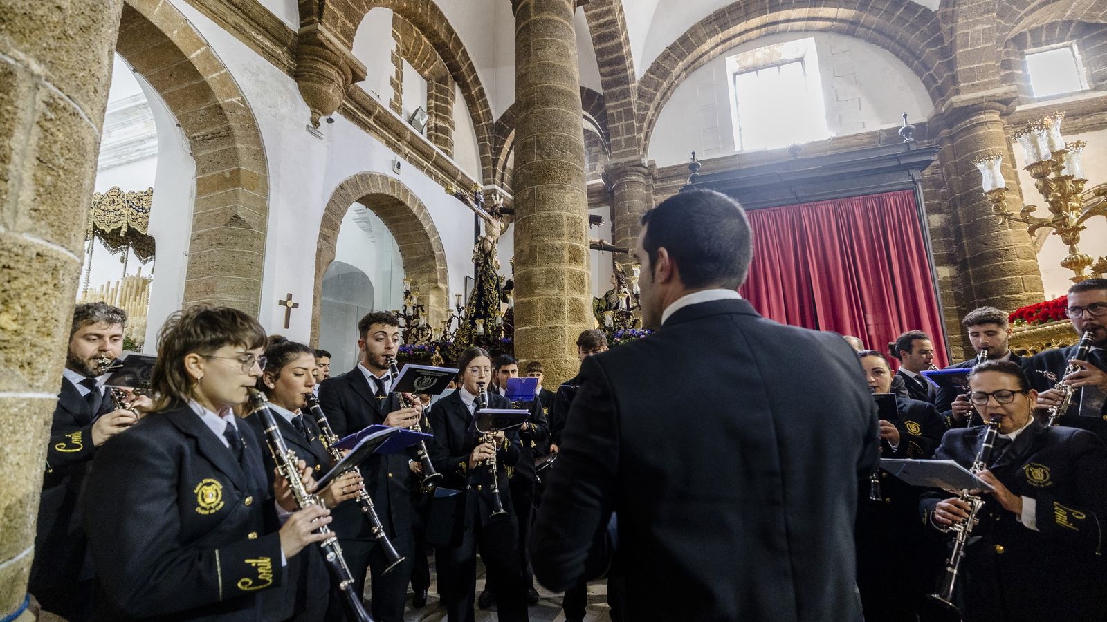 Las imágenes de la cofradía de Las Aguas este Miércoles Santo en la Semana Santa de Cádiz de 2024