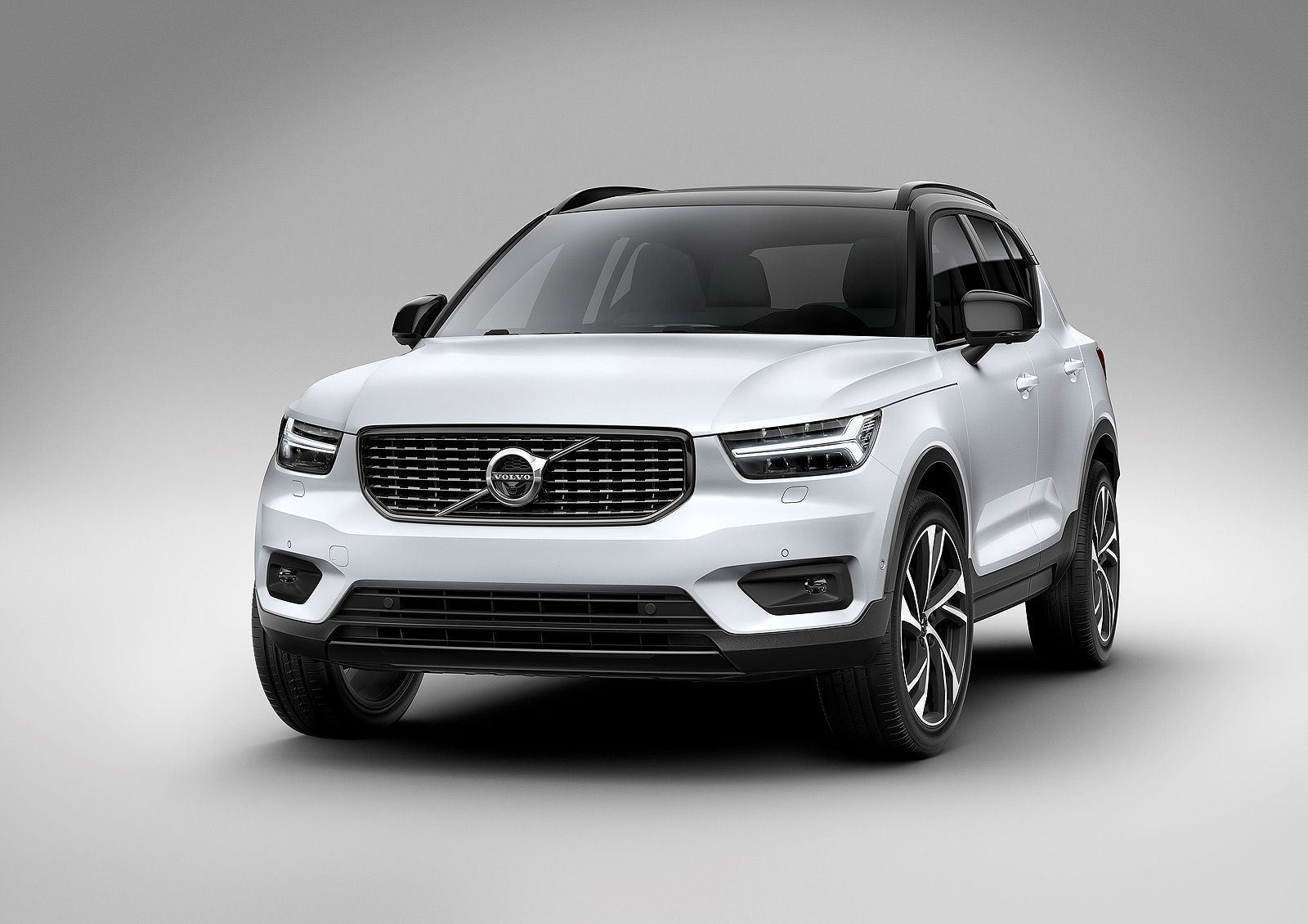 El Volvo XC40 es el nuevo ‘Coche del Año en Europa 2018’