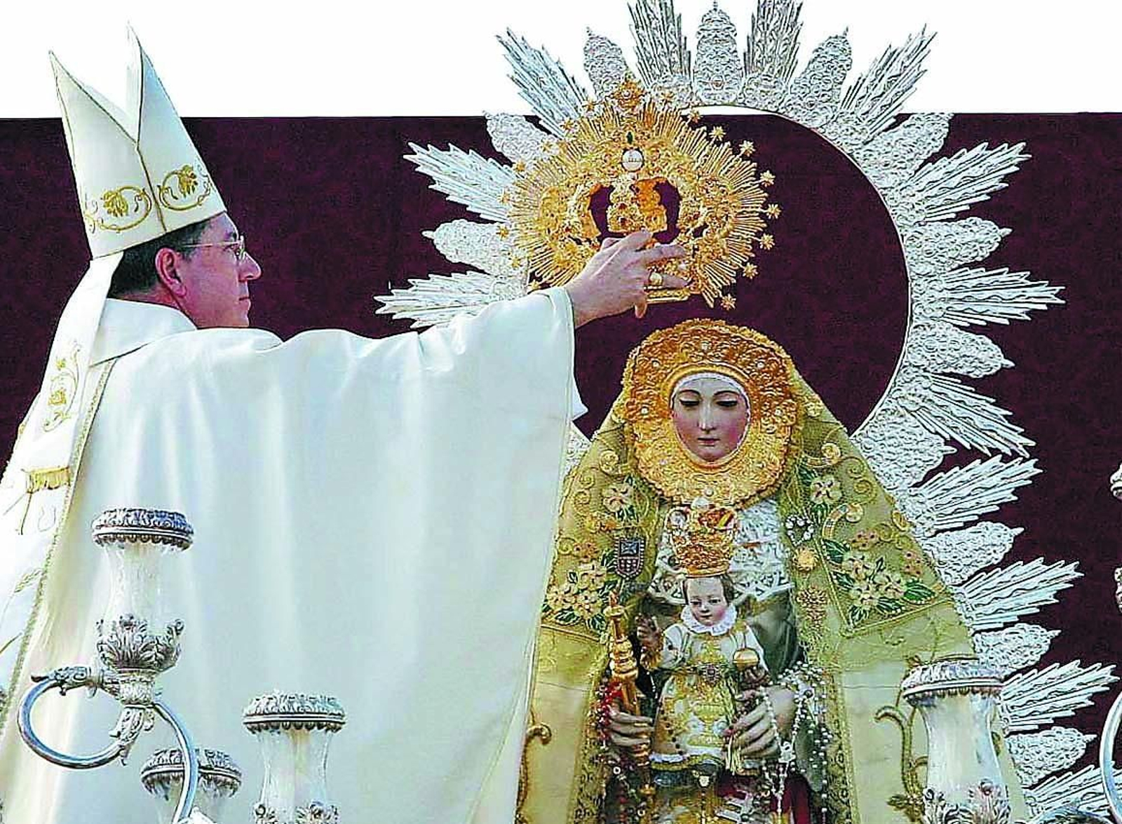 Las imágenes de la Virgen María que han sido coronadas canónicamente en Jerez