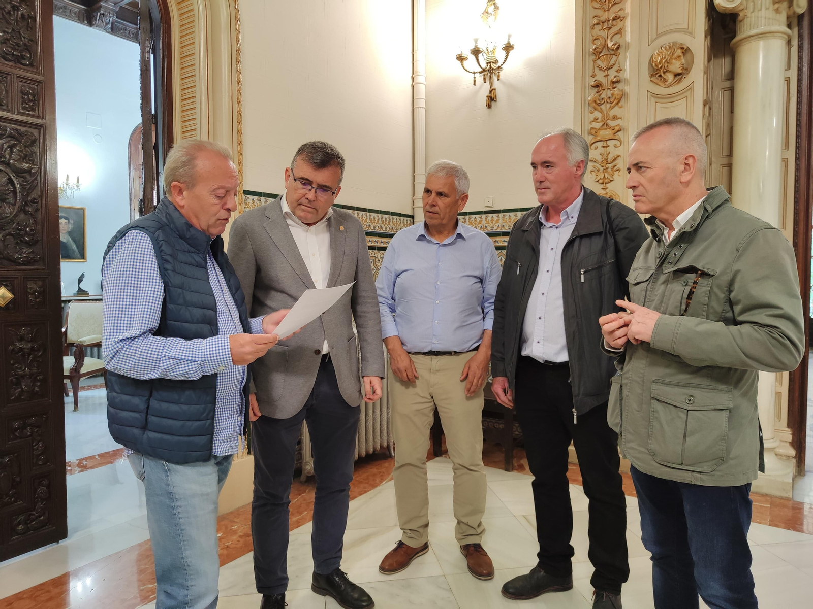 Las mejores fotos de la tractorada de Granada de este Viernes de Dolores