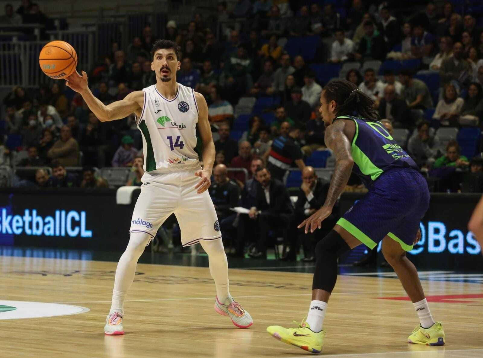 Djedovic, durante el partido. Djedovic, durante el partido.
