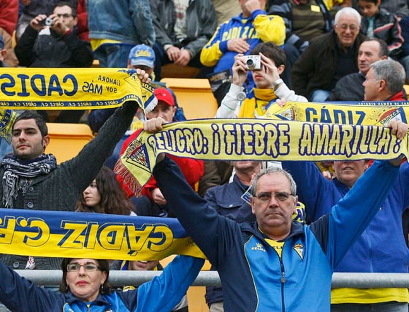 El Cádiz de Jose González,que suma la cuarta victoria consecutiva, somete al filial sevillista en un partido trabado gracias a los goles de Pachón y Enrique

Foto: Jesus Marin