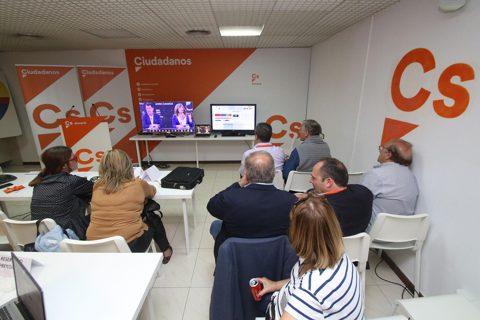 Fotogalería sedes electorales Almería. Elecciones Generales 2019