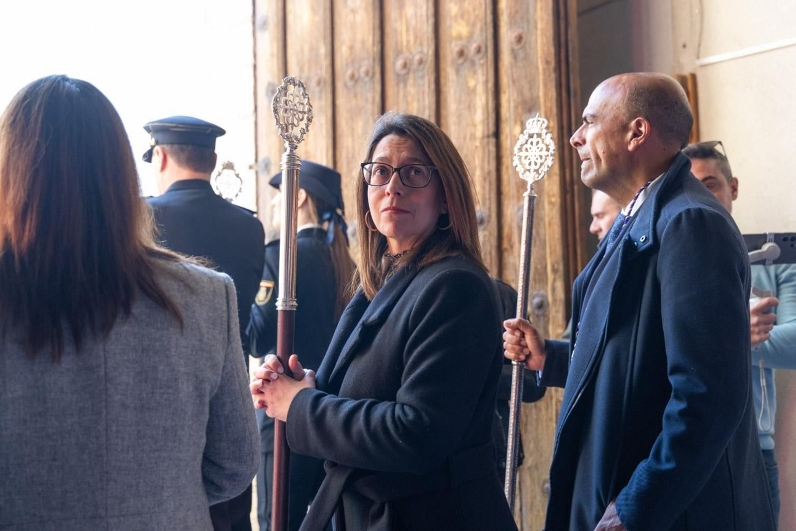 La temida lluvia impide el desarrollo normal de este Martes Santo