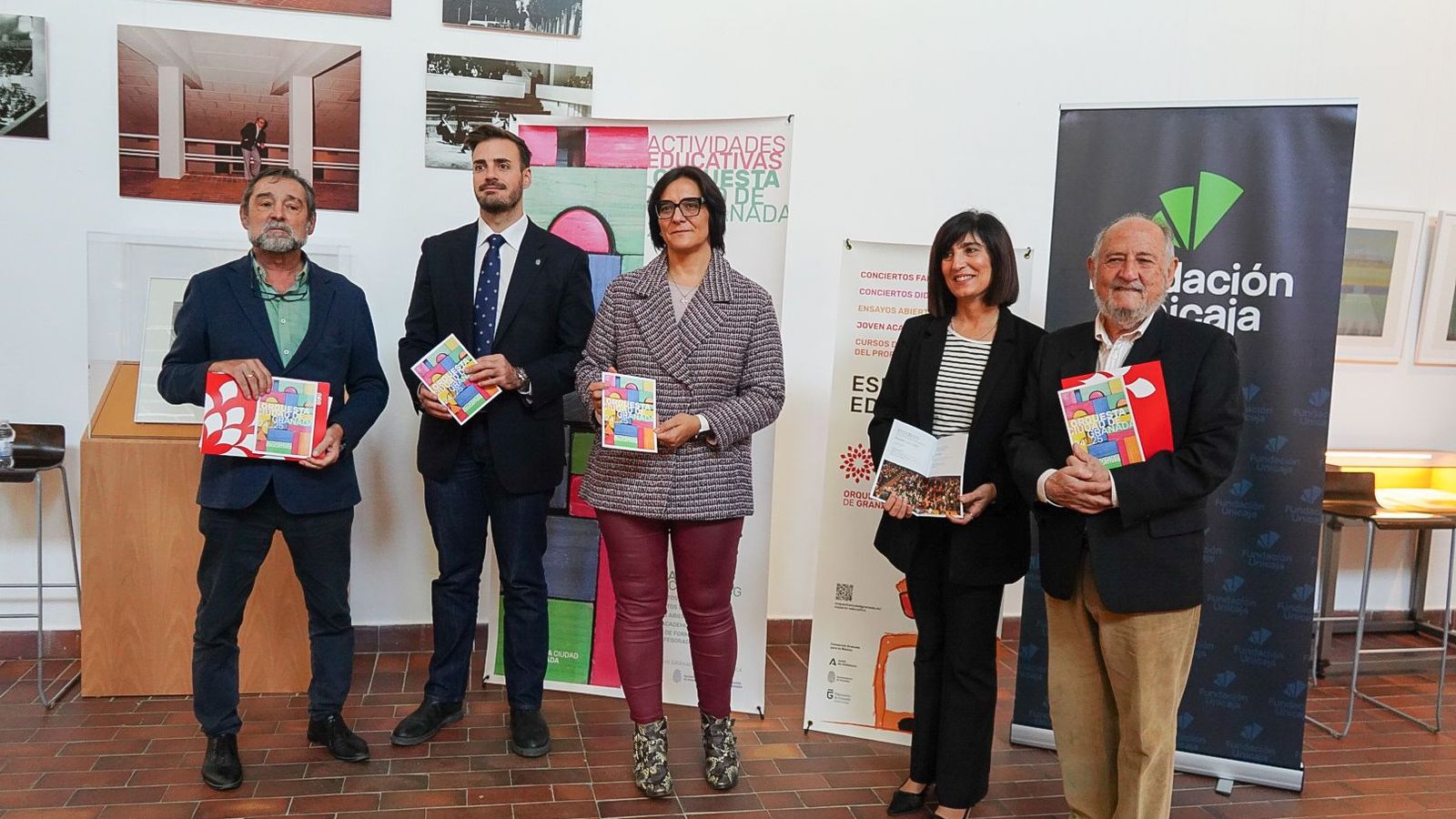 Foto de familia de la presentación del ciclo.
