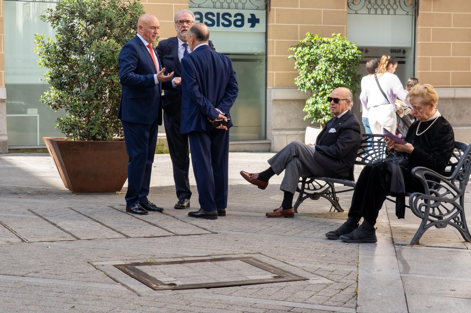 Imágenes del ambiente en el Pregón de la Semana Santa de Huelva 2025