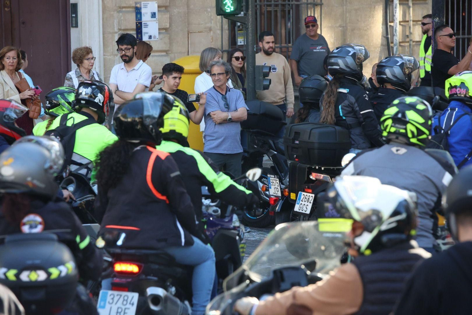 Jerez disfruta ya del ambiente del Gran Premio de MotoGP con la Gran Caravana Motera