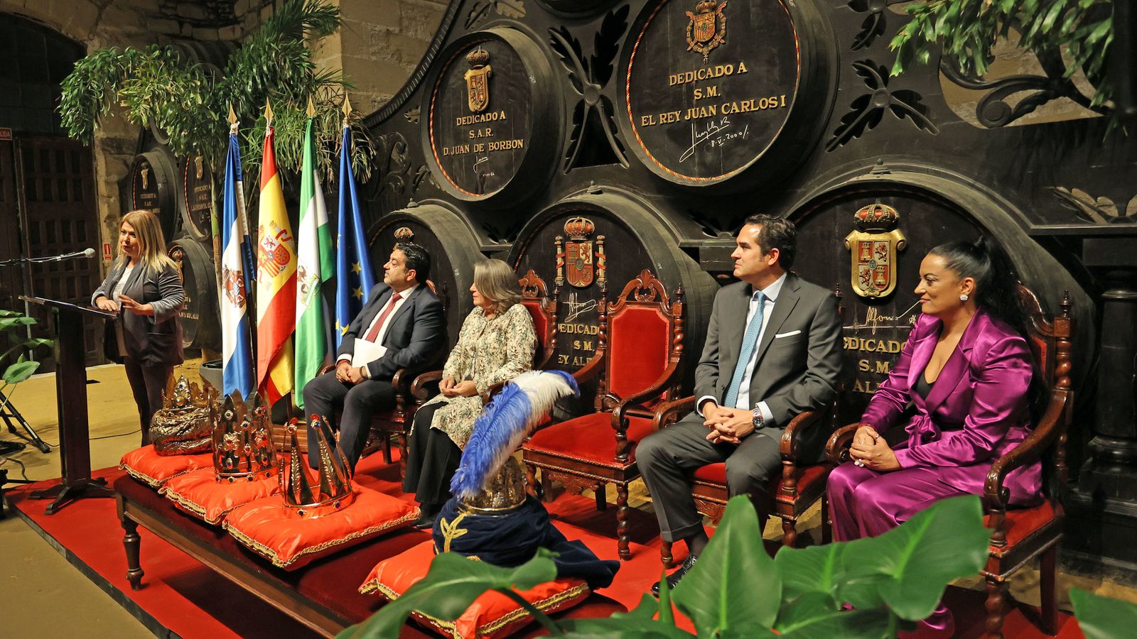 Los Reyes Magos de Jerez 2023 reciben sus coronas