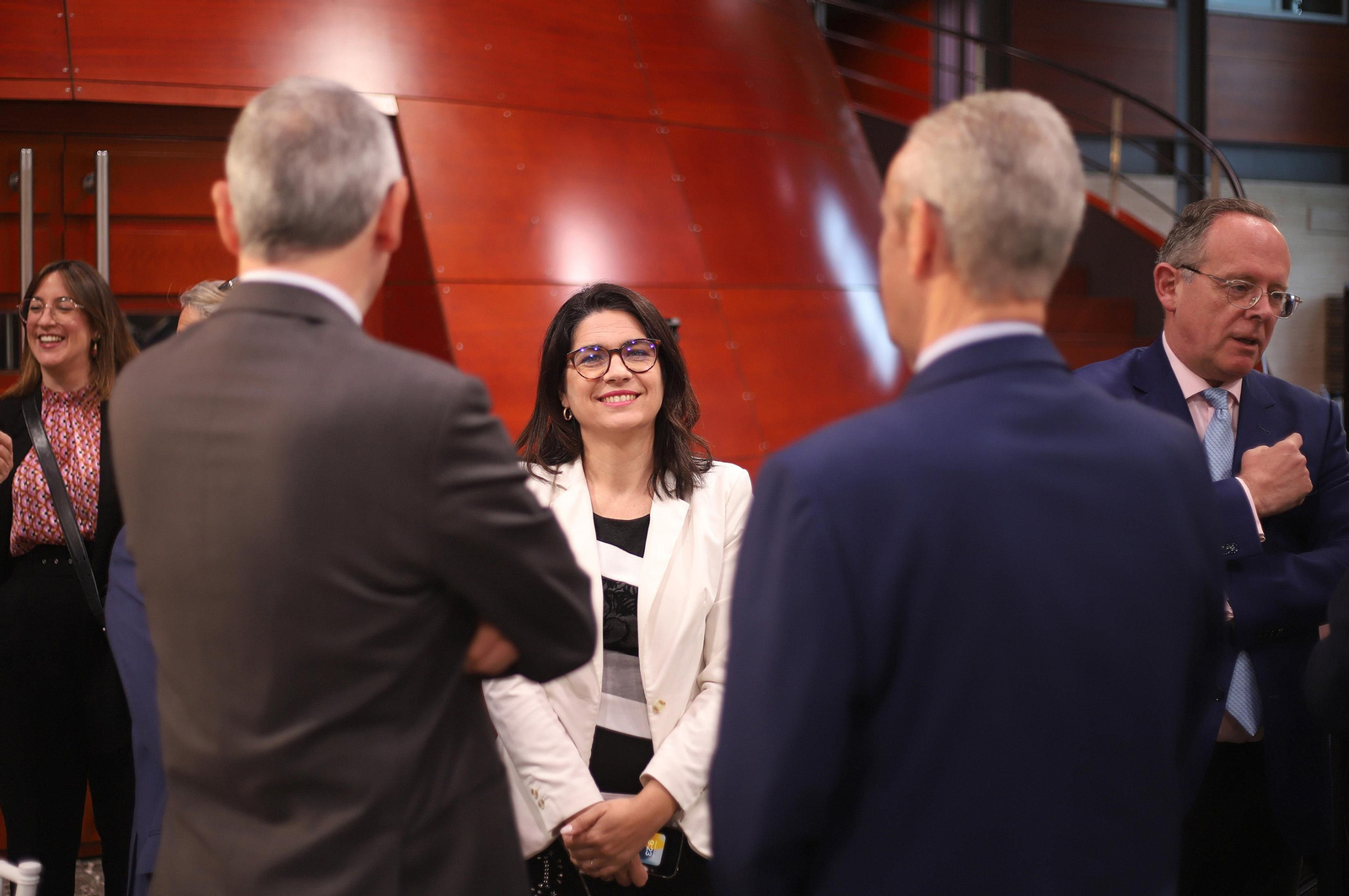Imágenes del desayuno-coloquio con Jorge Paradela en el Foro Joly Andalucía