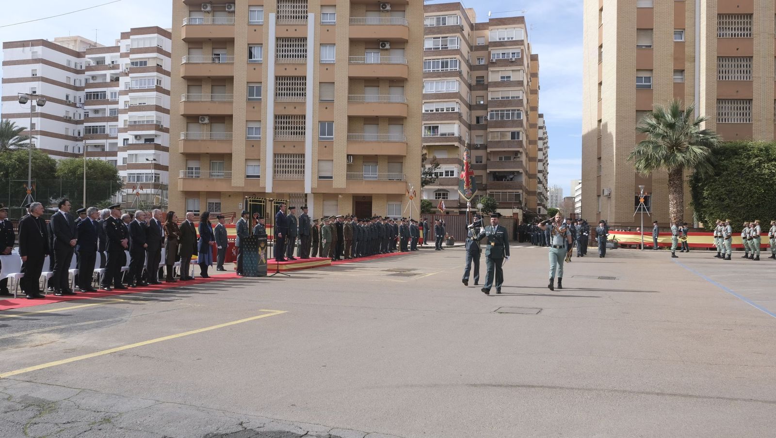 Las imágenes de la toma de posesión del nuevo coronel jefe de la Guardia Civil de Almería