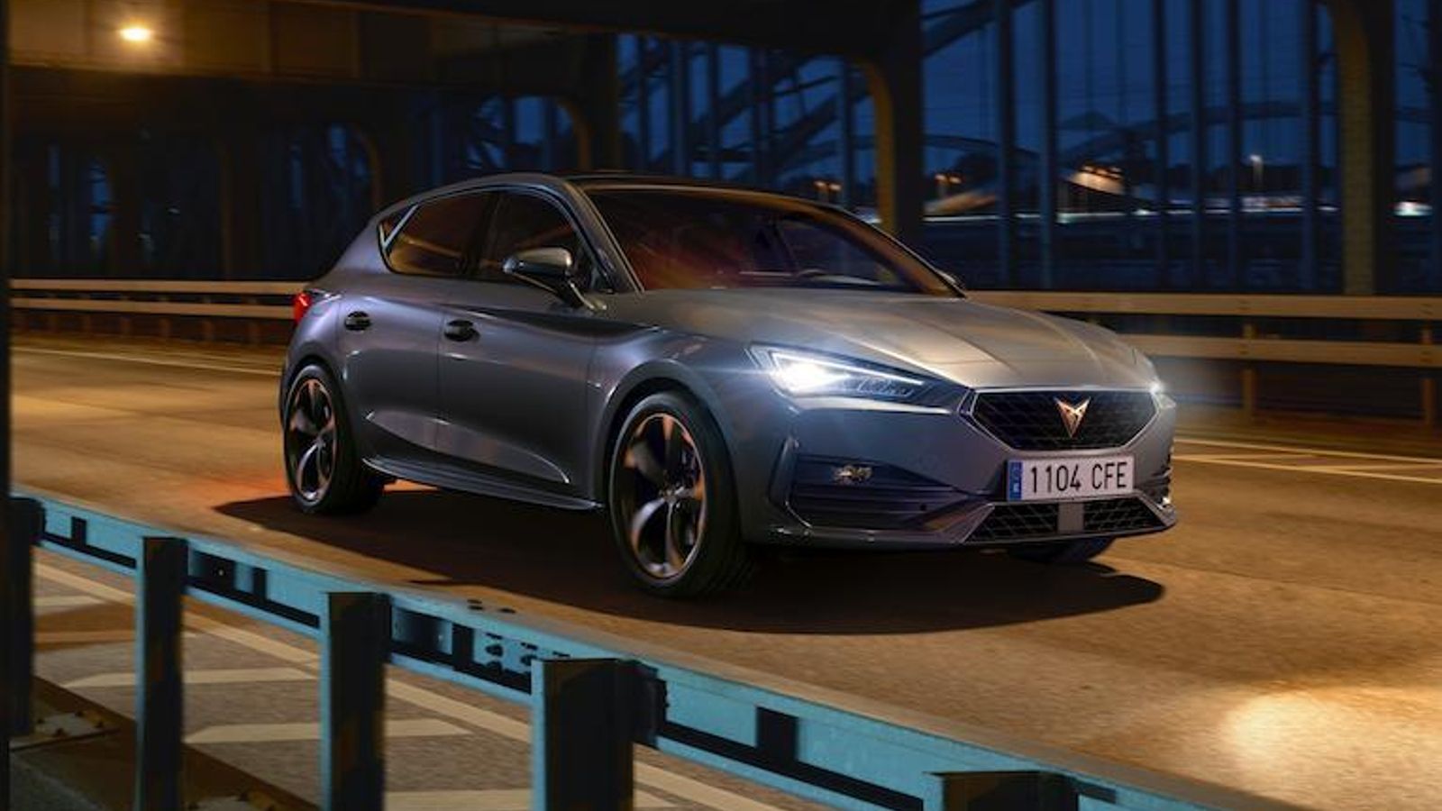 El León acaba de sumar a su gama una versión microhíbrida con el  motor 1.5 eTSI como protagonista.