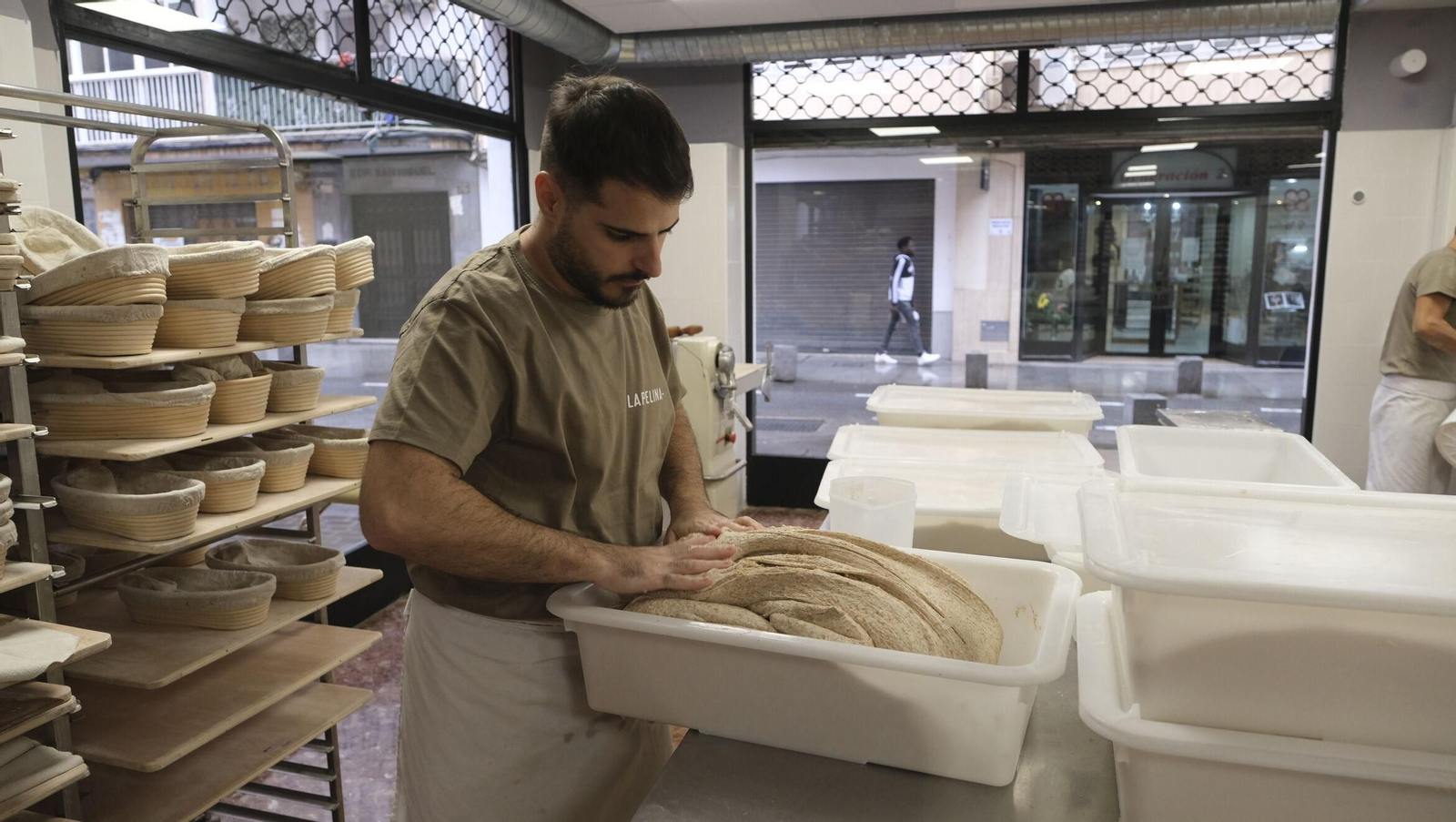 Vea cómo hacen el pan en la Panadería 'La Pelina'