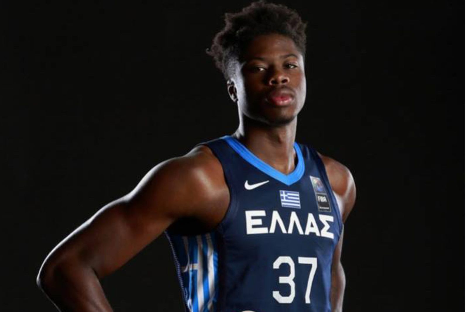 Kostas Antetokounmpo, con la elástica de la selección griega