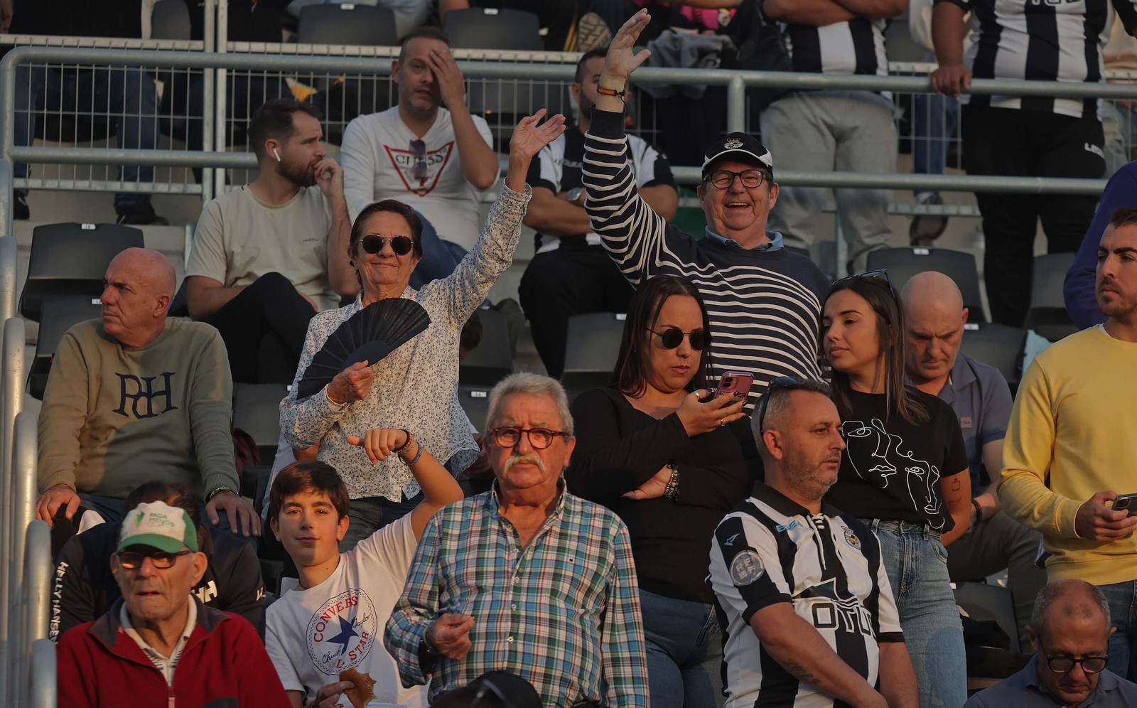 Búscate en el Ciudad de La Línea durante el Balona - Orihuela