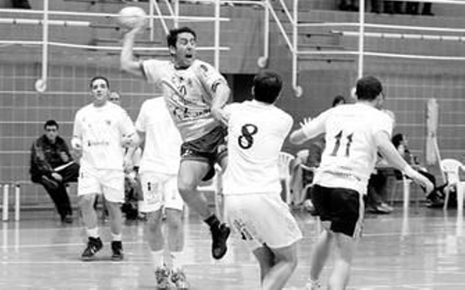 Los de Fernando Castelló trabajaron duramente para suamr un nuevo triunfo y defender así su liderato.