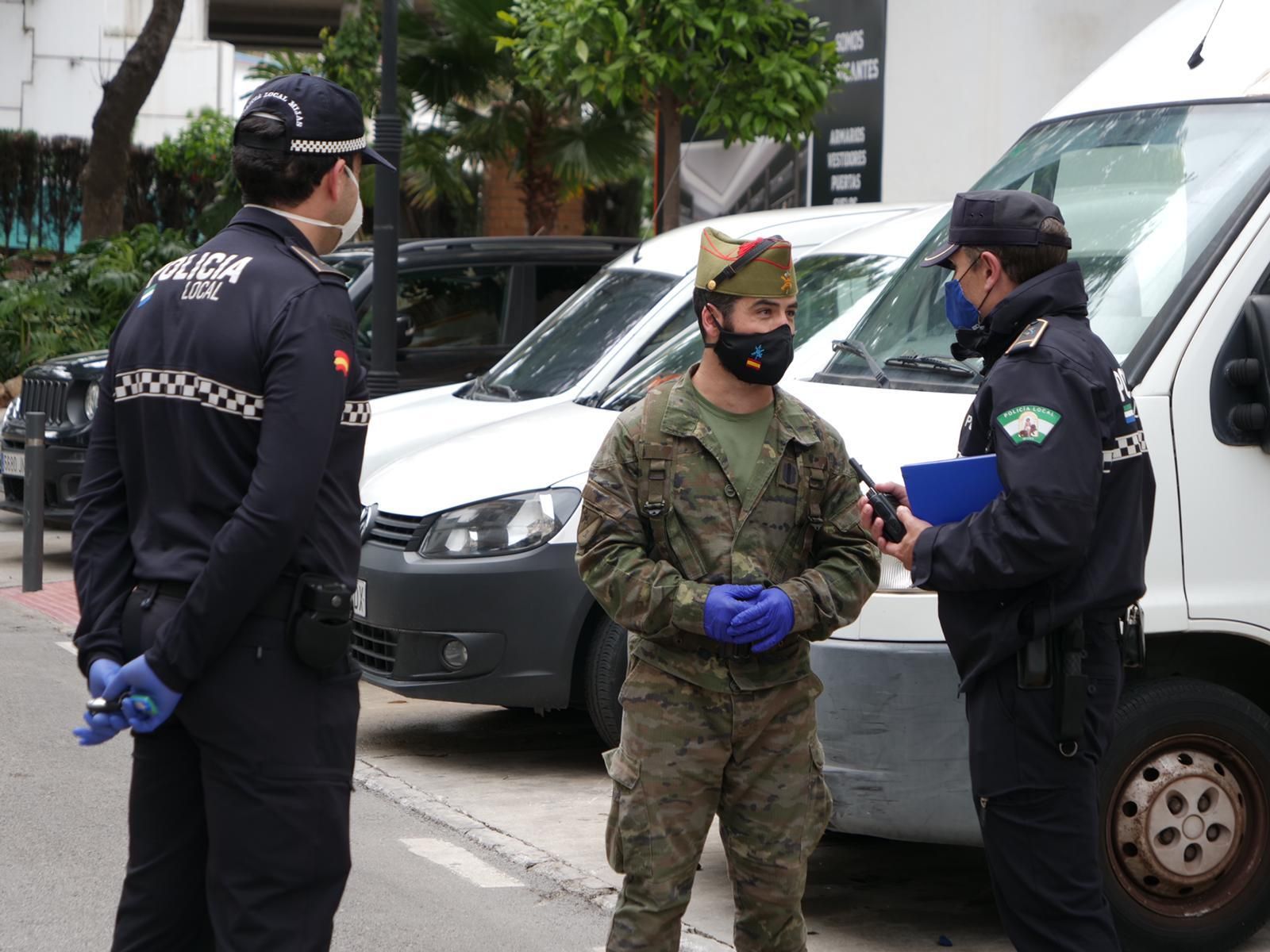La Legión reforzará las labores informativas junto con la Policía Local.