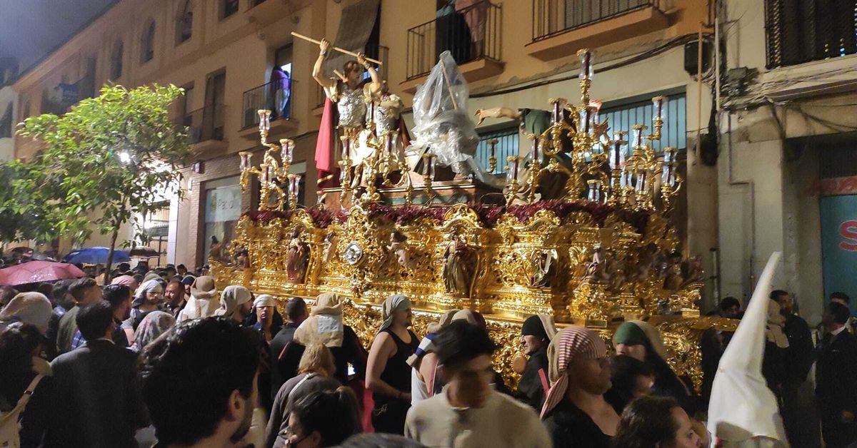 Lunes Santo en Córdoba: La lluvia desluce el final de las procesiones