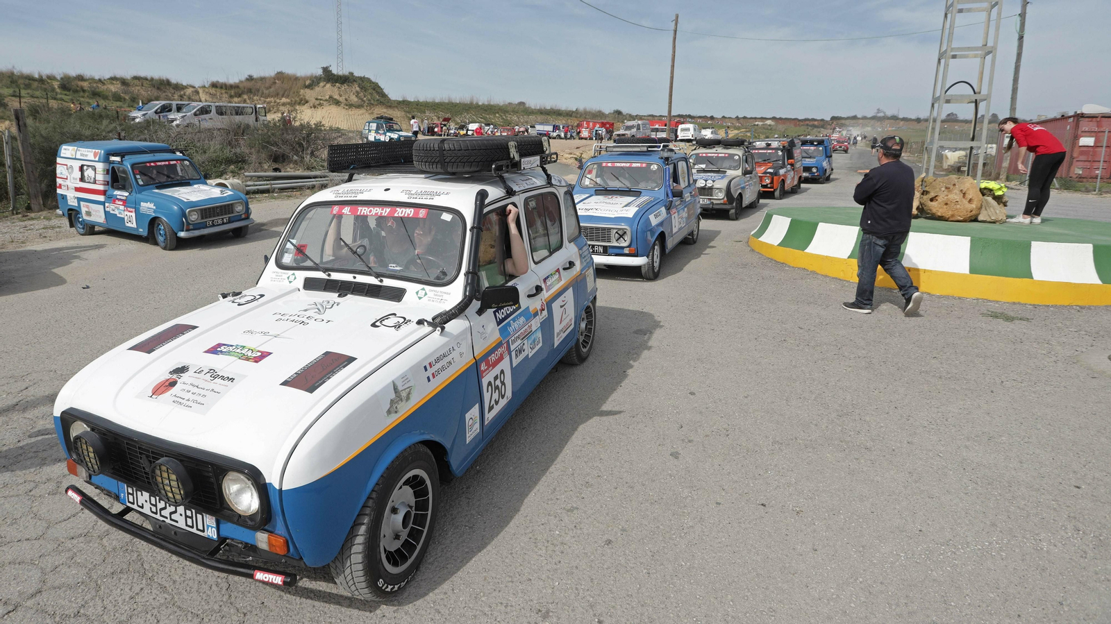 Imágenes del 22º Raid 4L Trophy.