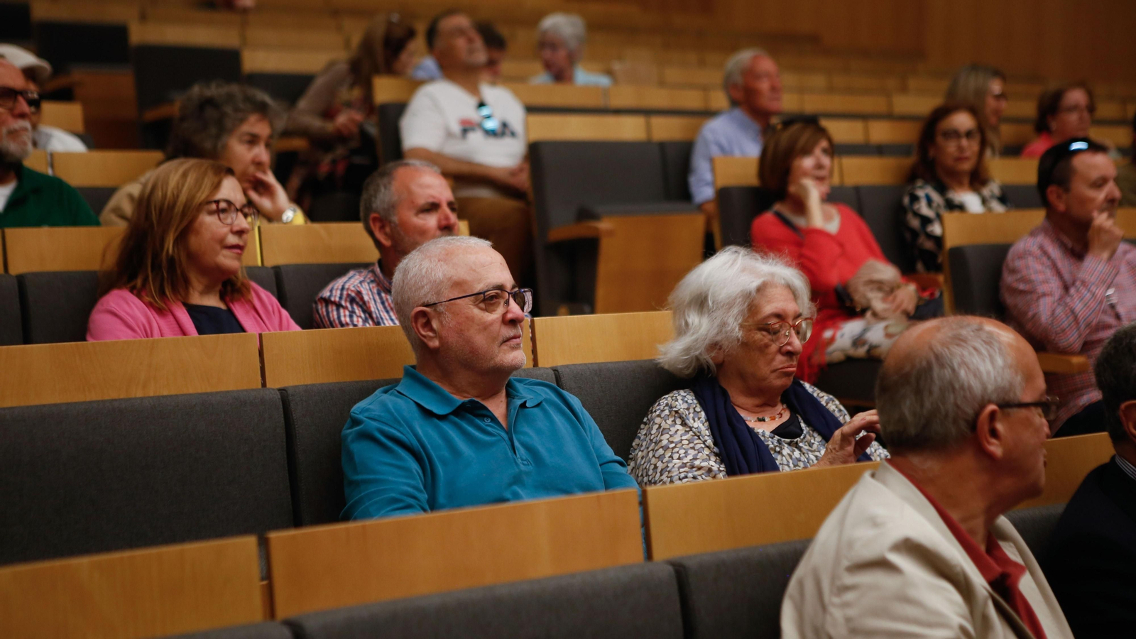 Fotos de la exposición y conferencia sobre el movimiento obrero en el Campo de Gibraltar