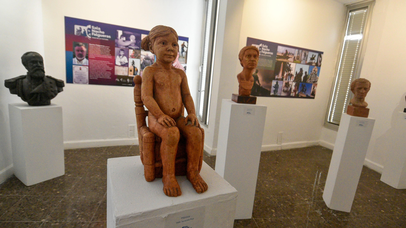 Inauguración de la exposición de Nacho Falgueras en La Casa de la Cultura de La Línea