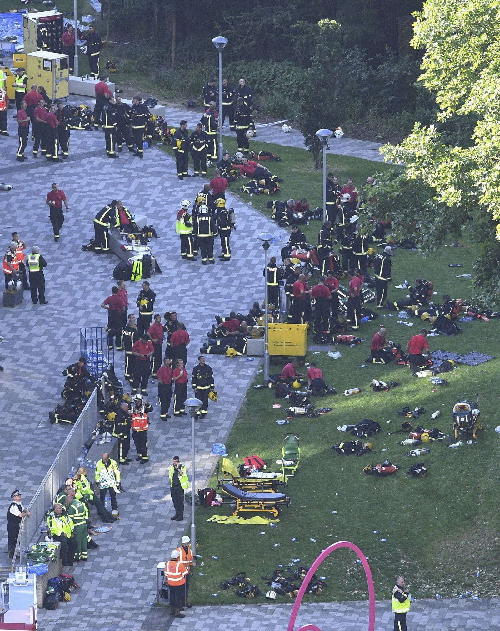 El espectacular incendio de Londres, en imágenes