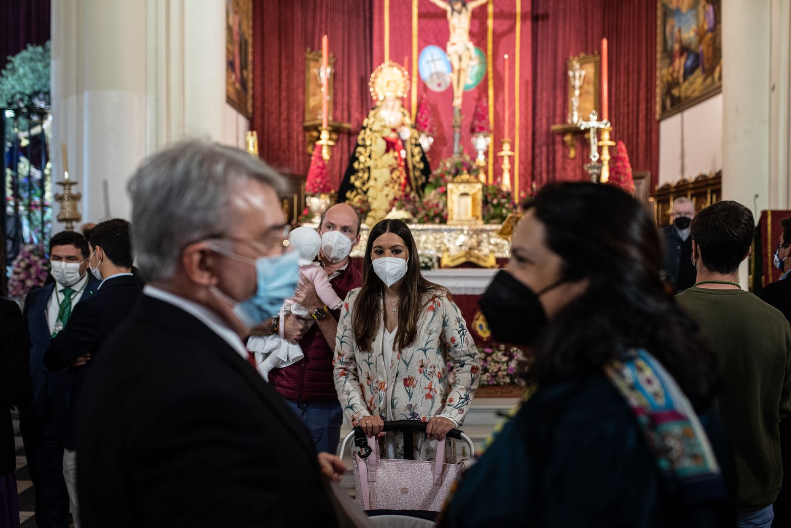 Jueves Santo: Imágenes de las Hermandades del Nazareno y Oración en el Huerto
