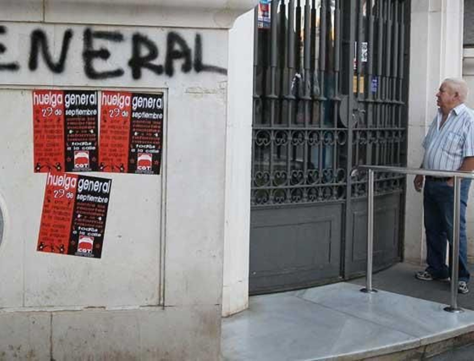 La Policía controló la actuación de los piquetes

Foto: M.A. Gonzalez