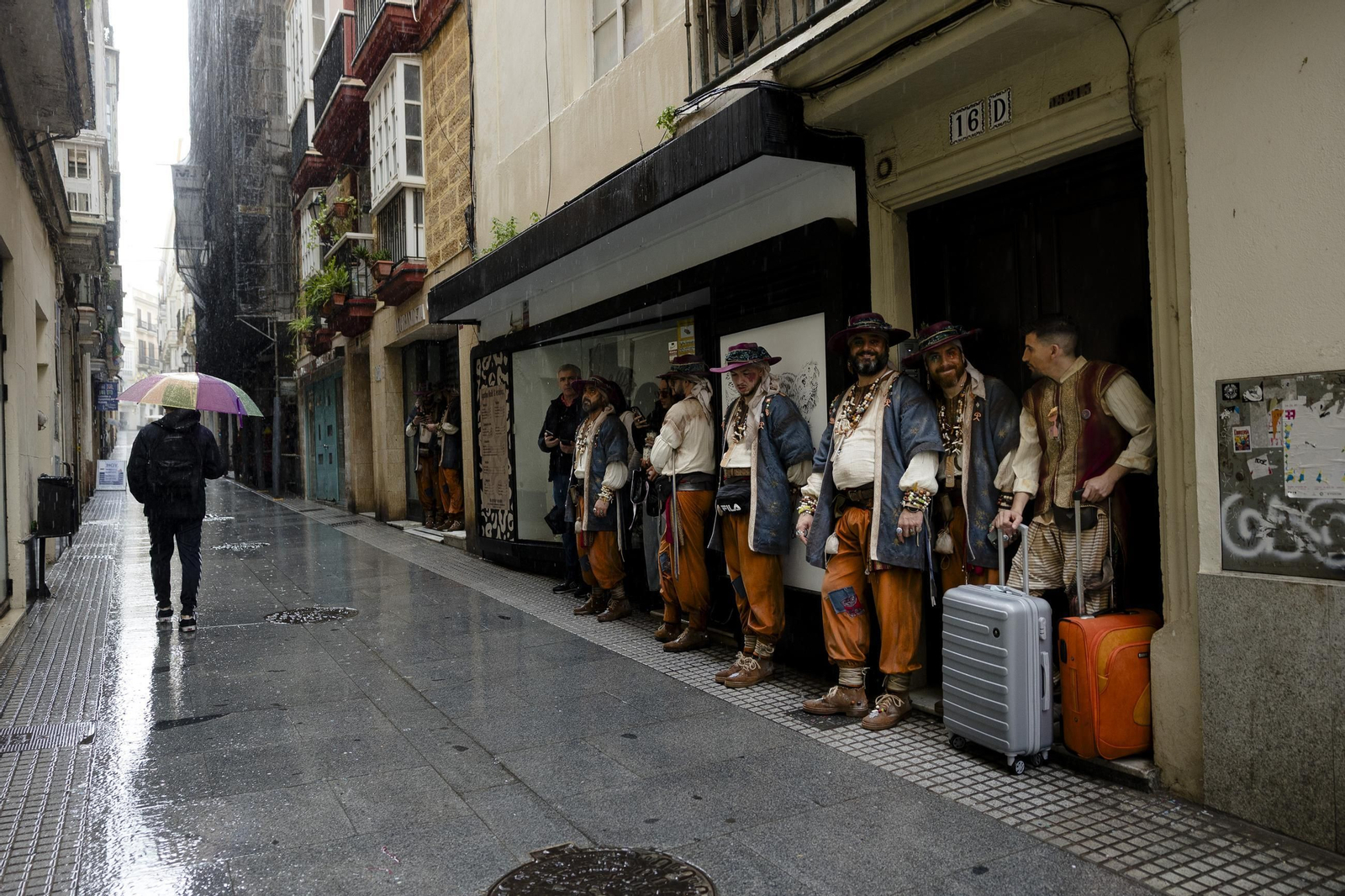 Las mejores imágenes del primer domingo de Carnaval de Cádiz