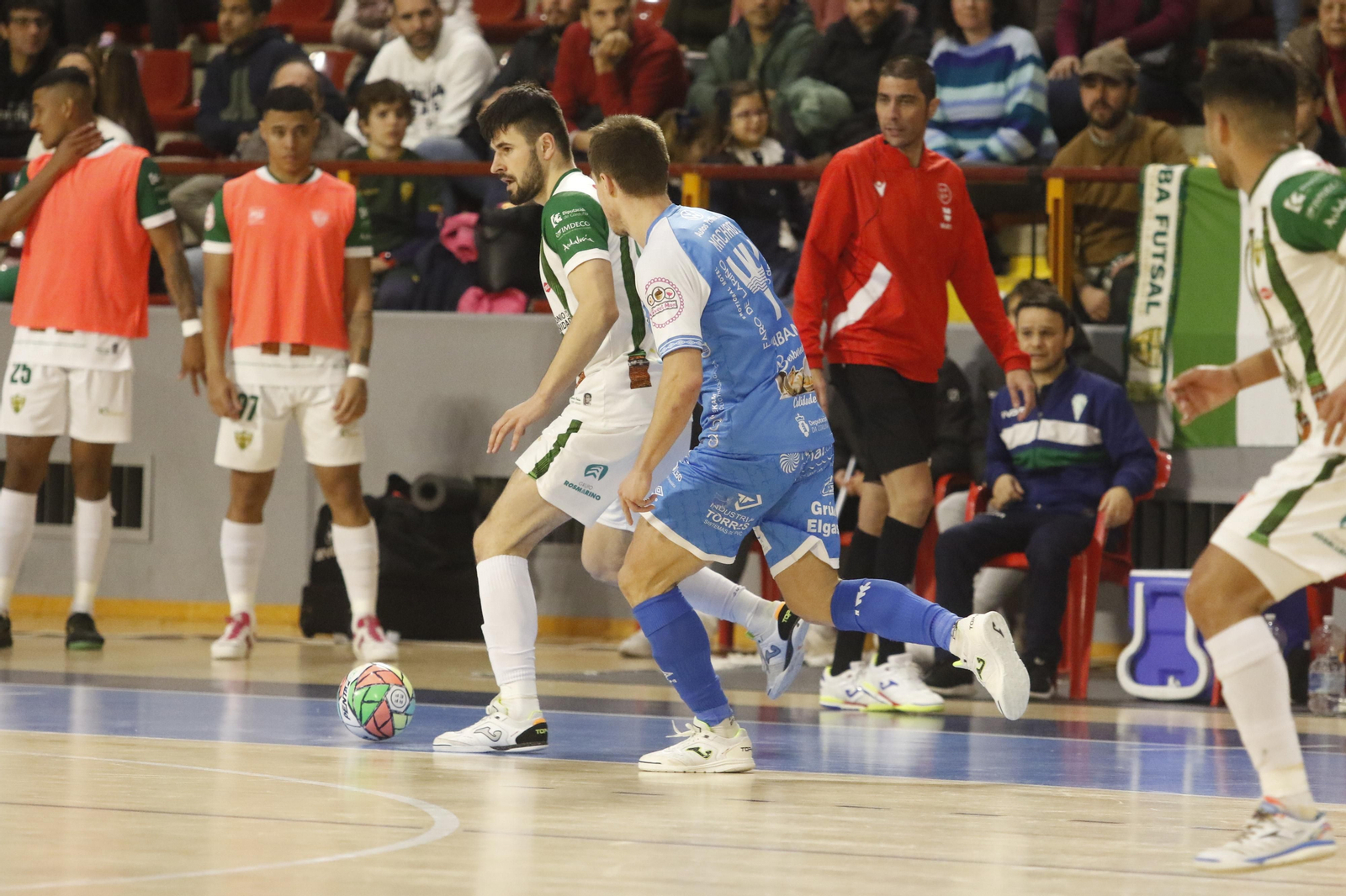 Las mejores fotos de la victoria del Córdoba Futsal ante el Noia
