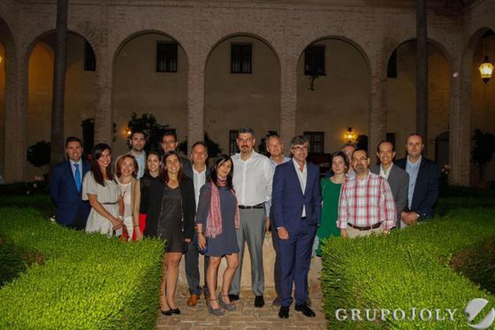 María Jesús Almazor, directora del Territorio Sur de Telefónica, junto a varios directivos de la compañía en Andalucía. / Fotos: Juan Carlos Muñoz y Victoria Hidalgo