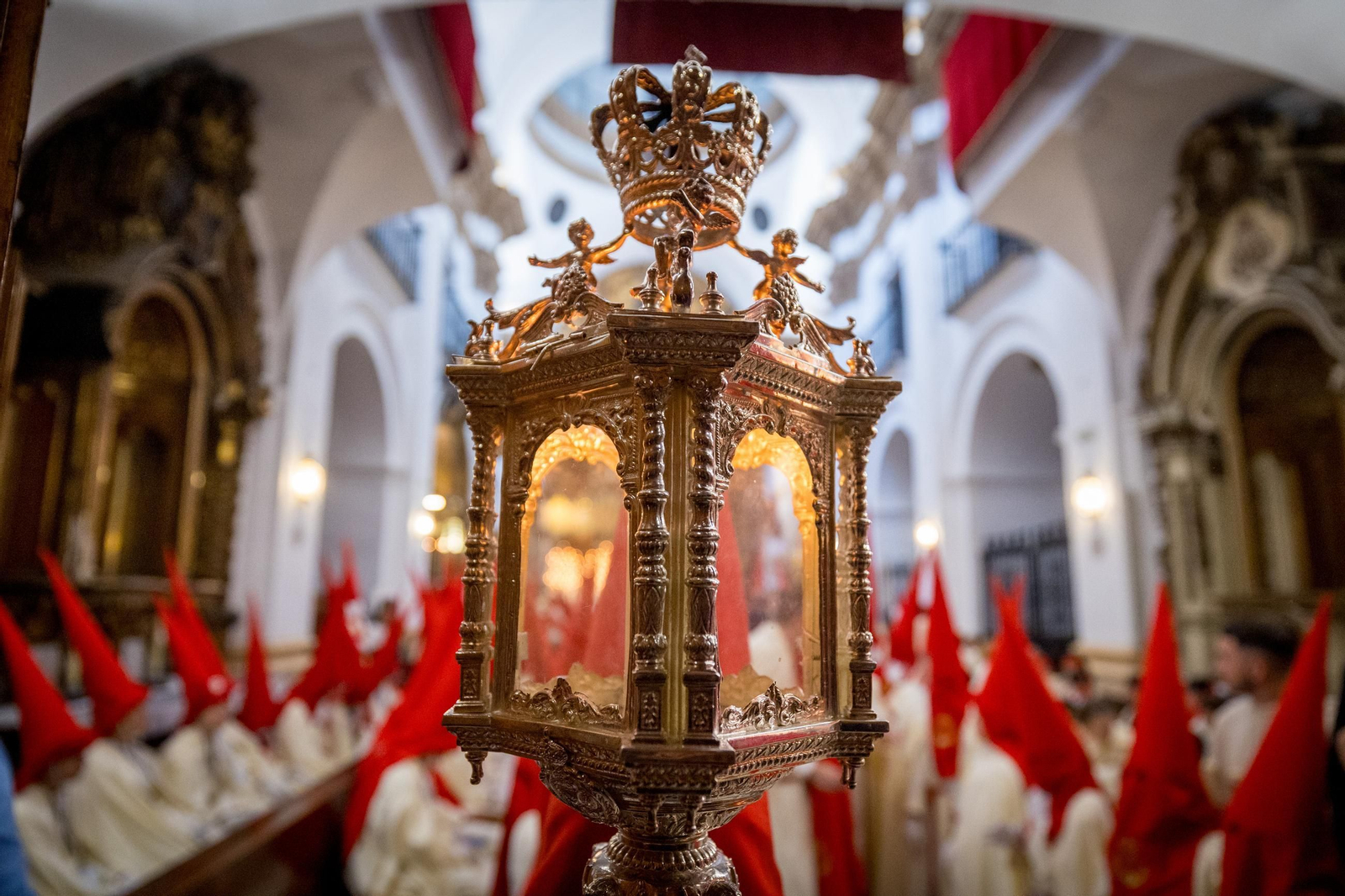 Imágenes de la salida de Las Penas en la Semana Santa de Cádiz 2025 Imágenes de la salida de Las Penas en la Semana Santa de Cádiz 2025