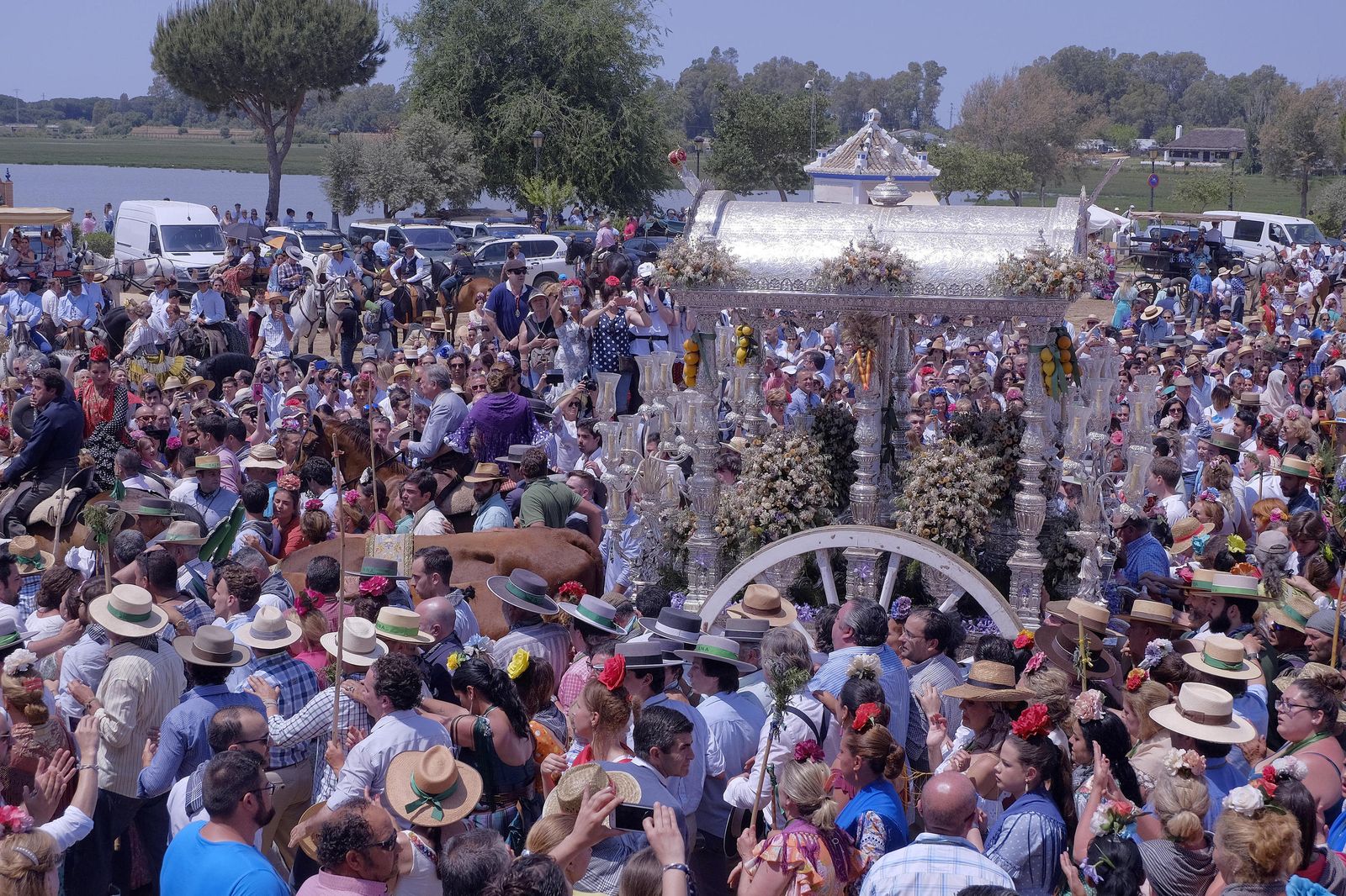 Las imágenes de las presentaciones en El Rocío
